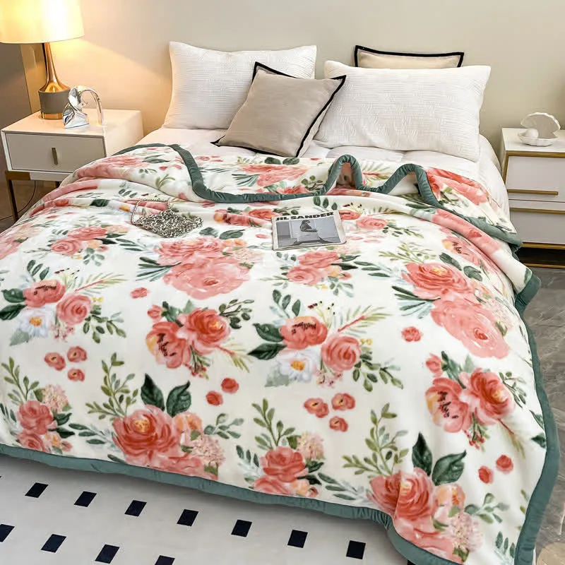 Wendbare Flanelldecke im Blumenstil
