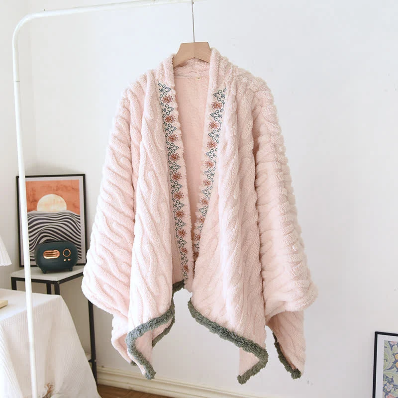 Warmer Fleece-Schal mit Retro-Stickerei