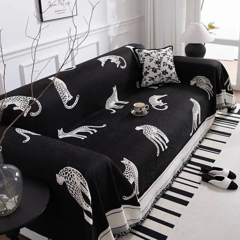 Couchschutz im luxuriösen Leopardenmuster