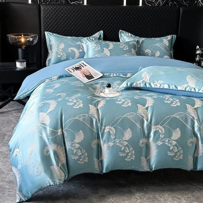 Elegantes Satin-Bettwäscheset mit Ginkgoblättern (4-teilig)