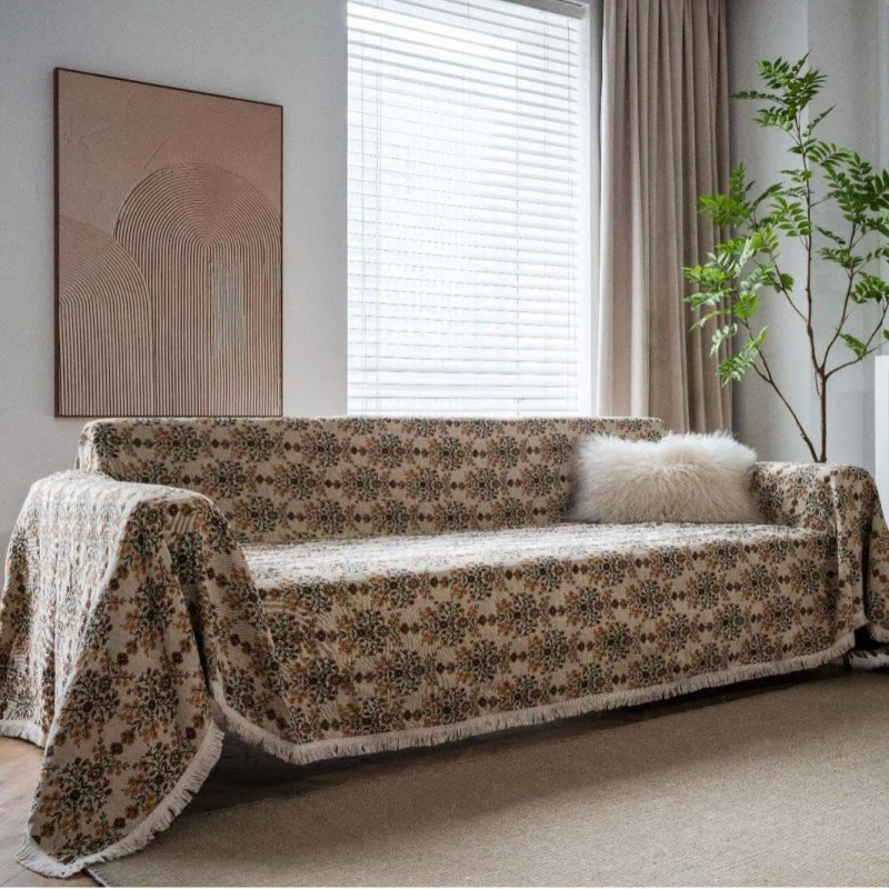 Sofaschoner mit Jacquard-Quaste und Pflaumenblütenmuster