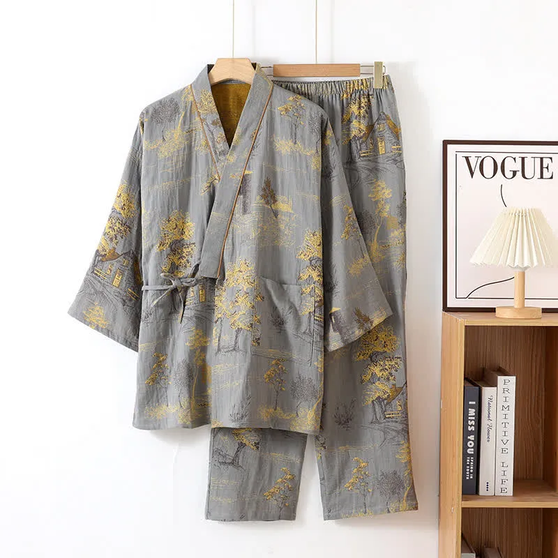 Neutrales Kimono-Pyjama-Set aus Baumwolle mit Landschaftsmotiv