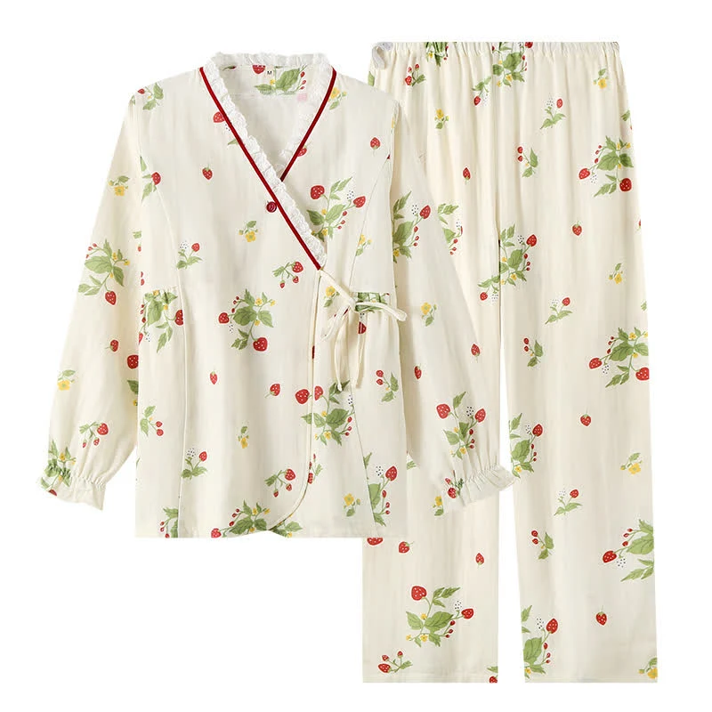 Pyjama-Set aus Baumwollgaze mit Erdbeerdruck