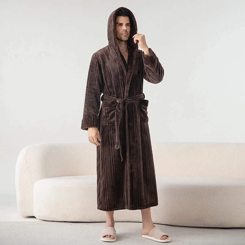 Langer Winterbademantel aus Fleece mit Kapuze