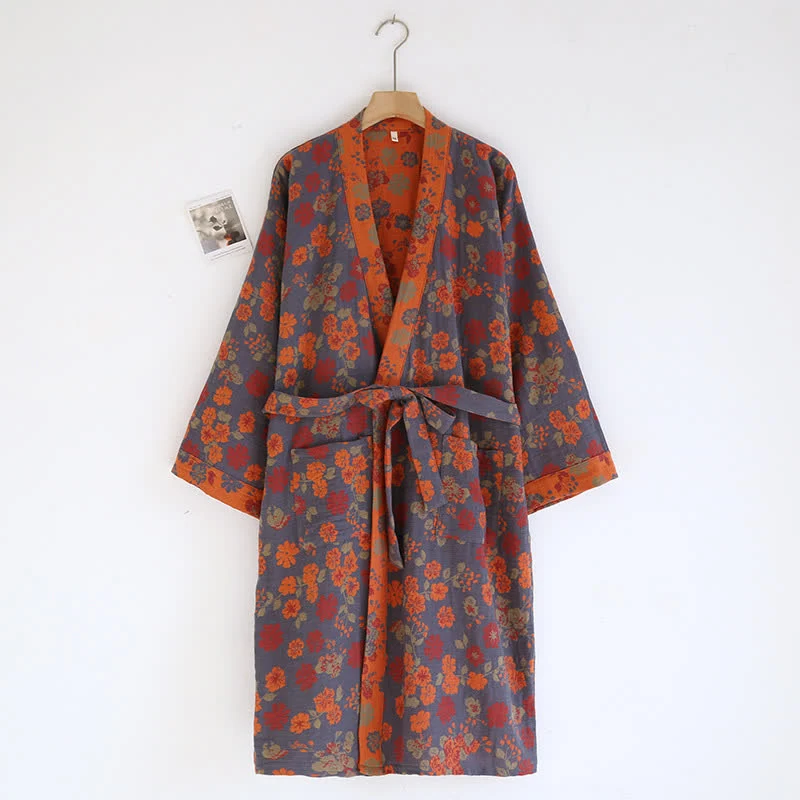 Bademantel aus Baumwollgaze im Kimono-Stil mit Jacquard-Blumenmuster