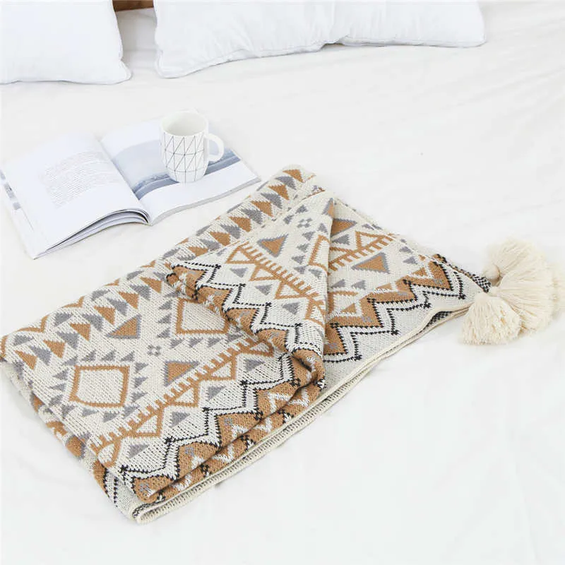 Ownkoti Gemütliche Strickdecke mit Quastenmuster