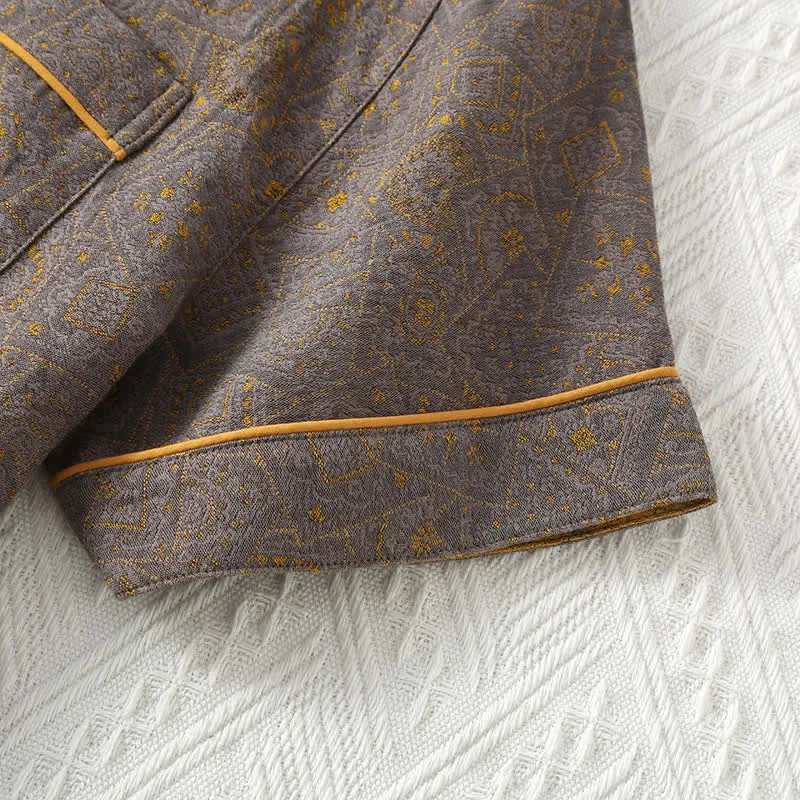 Neutrales doppellagiges Pyjama-Set aus Baumwollgaze