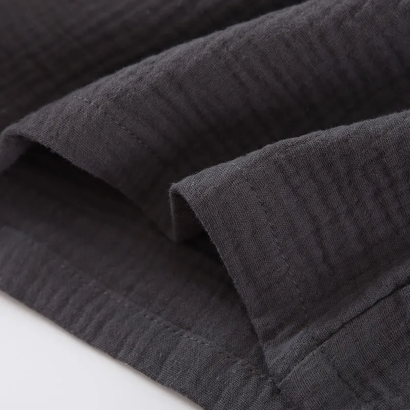 Minimalistisches Pyjama-Set in Volltonfarbe aus Baumwollgaze