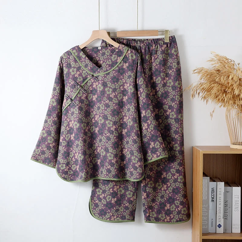 Loungewear-Set aus Baumwollgaze mit Blumenmuster und Froschverschluss