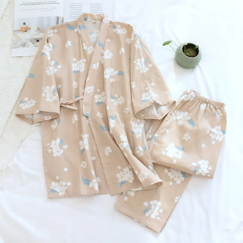 Pyjama-Set aus Baumwollgaze mit V-Ausschnitt und Blumenmuster