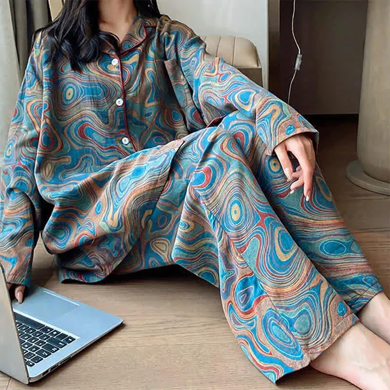 Loungewear-Set aus Baumwolle mit Kunstdruck in Übergröße
