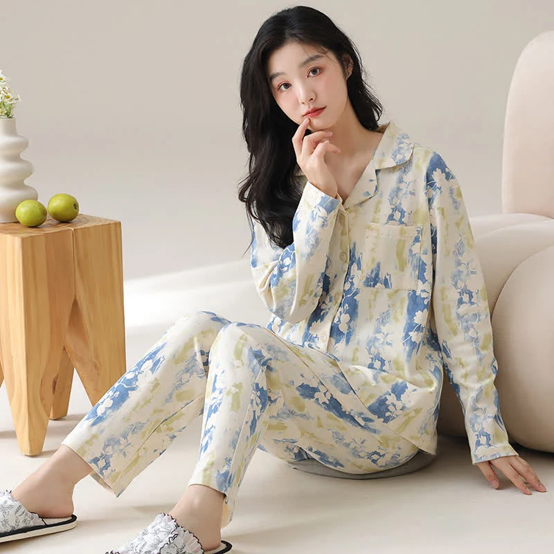 Erfrischendes Pyjama-Set aus reiner Baumwolle mit Blumenmuster