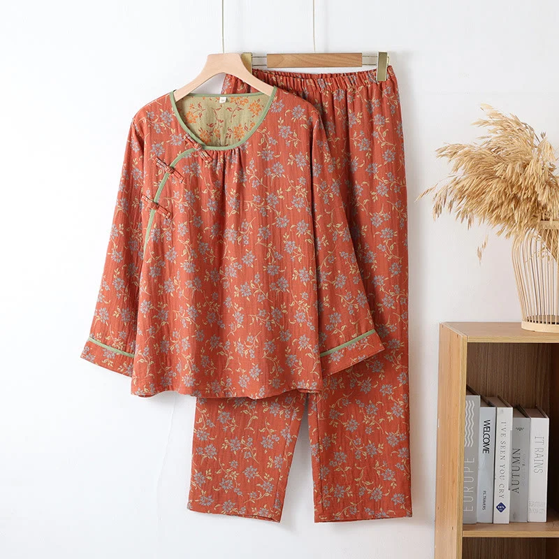 Pyjama-Set aus Baumwollgaze mit Blumenmuster und Froschverschluss
